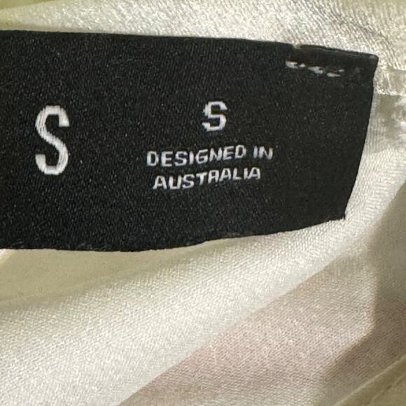 Lioness Tongue Tied Crop Top White Sheen Short Sleeve Small - Picture 7 of 8